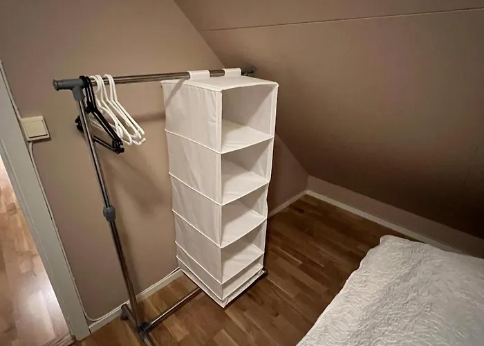Semesterbostad Large And Stylish 4-bedroom In The Center